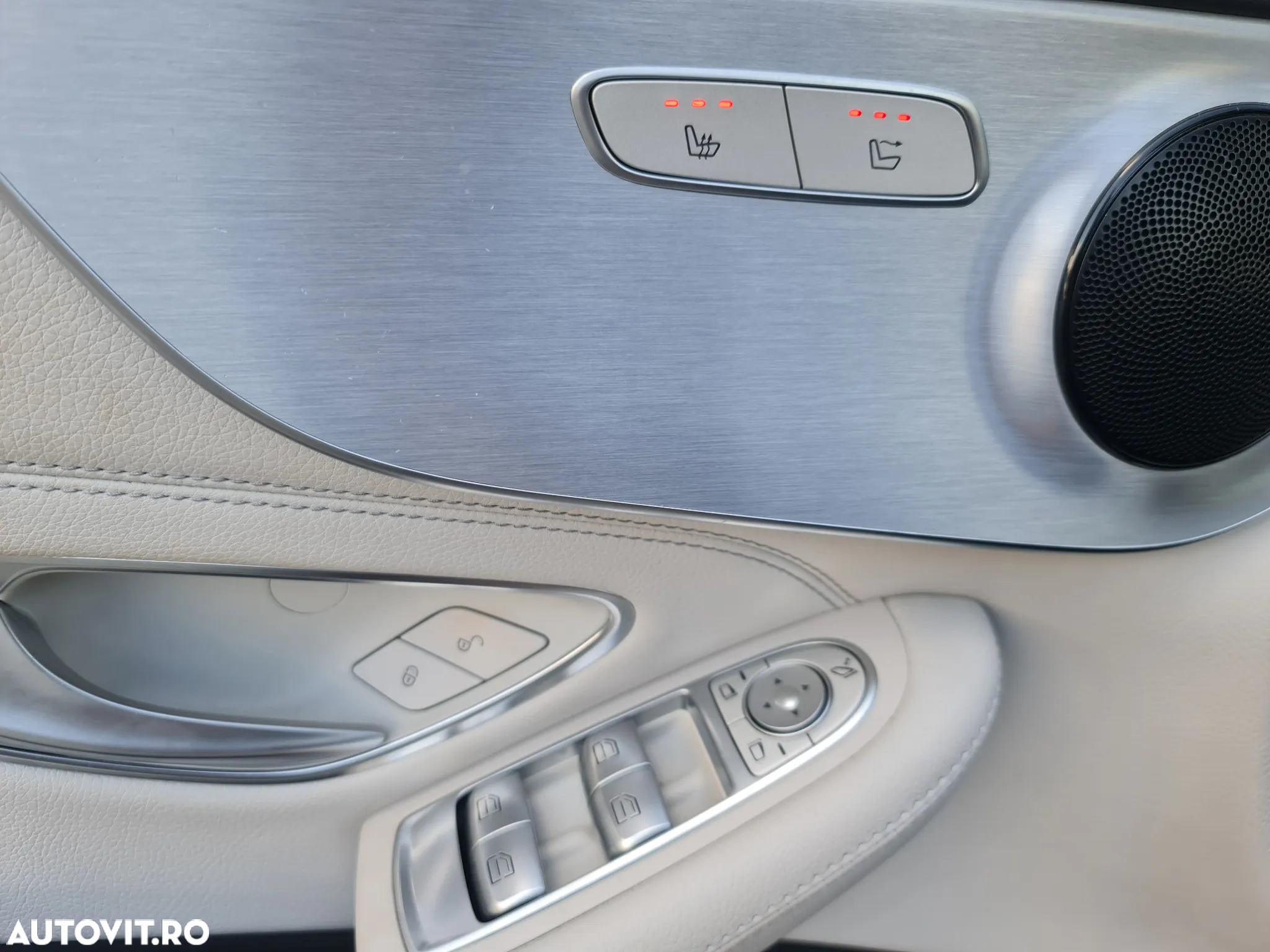 Mercedes-Benz C 200 Cabrio 9G-TRONIC - 16
