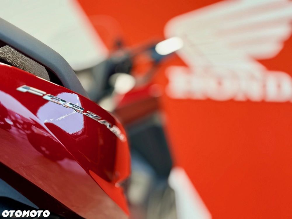 Honda NSS - 9