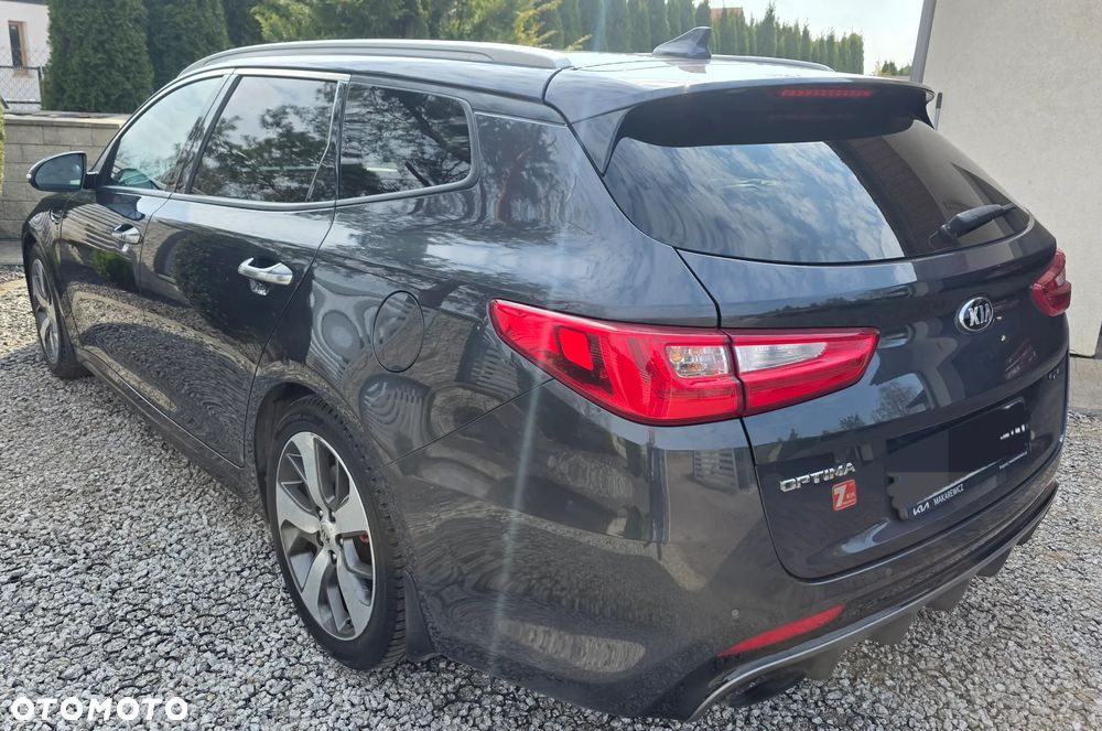 Kia Optima - 6