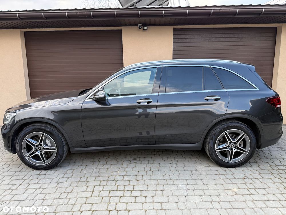 Mercedes-Benz GLC 220 d 4Matic 9G-TRONIC AMG Line - 11