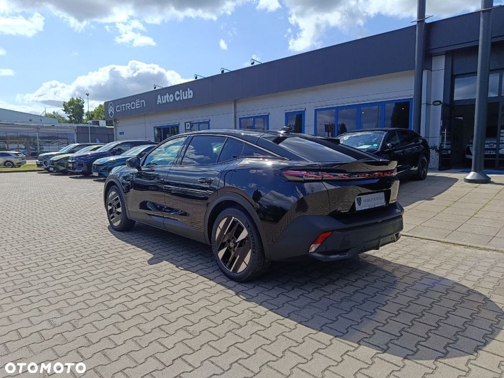 Peugeot 408 - 5