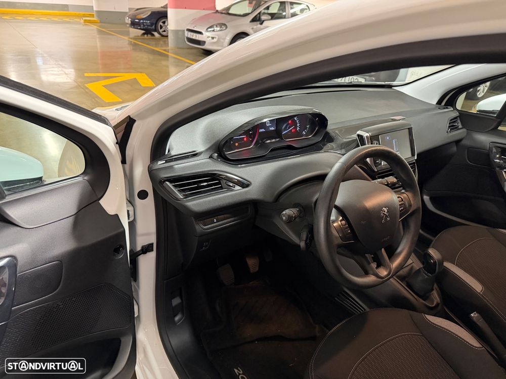 Peugeot 208 PureTech 68 Access - 4