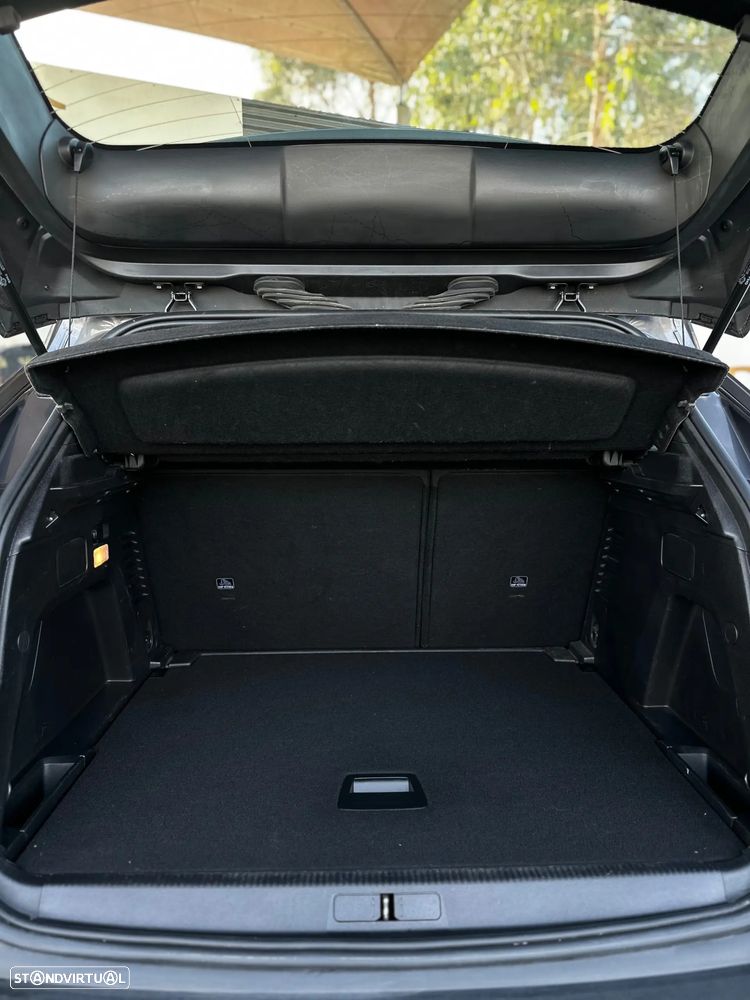 Peugeot 3008 1.5 BlueHDi GT Line EAT8 - 37