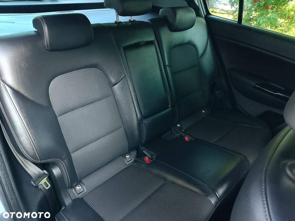 Kia Sportage 1.6 T-GDI 2WD VISION - 15