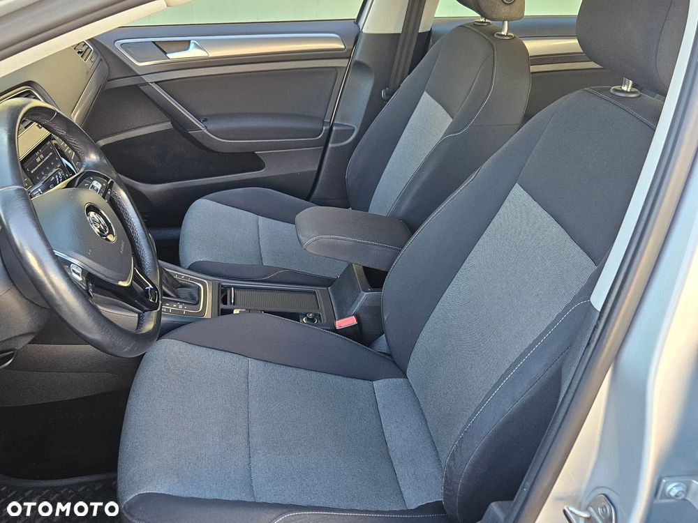 Volkswagen Golf VII 1.6 TDI BMT Comfortline DSG - 11