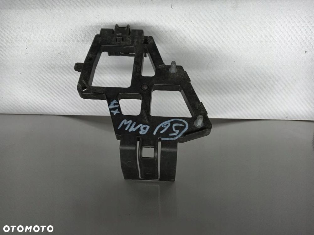 UCHWYT WIĄZKI PRZEWODÓW BMW X1 F48 9330946 - 2