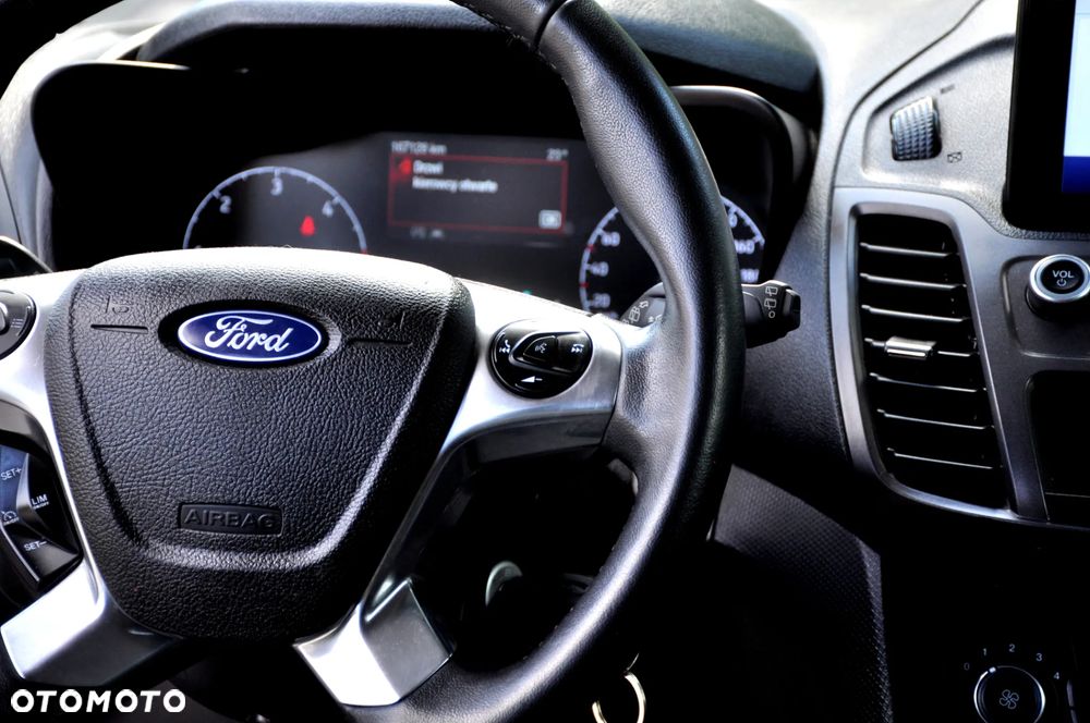 Ford Tourneo Connect 1.5 EcoBlue Titanium - 39