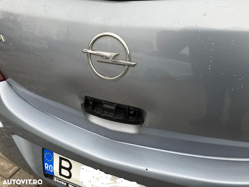 Opel Corsa 1.4i Aut Cosmo - 17