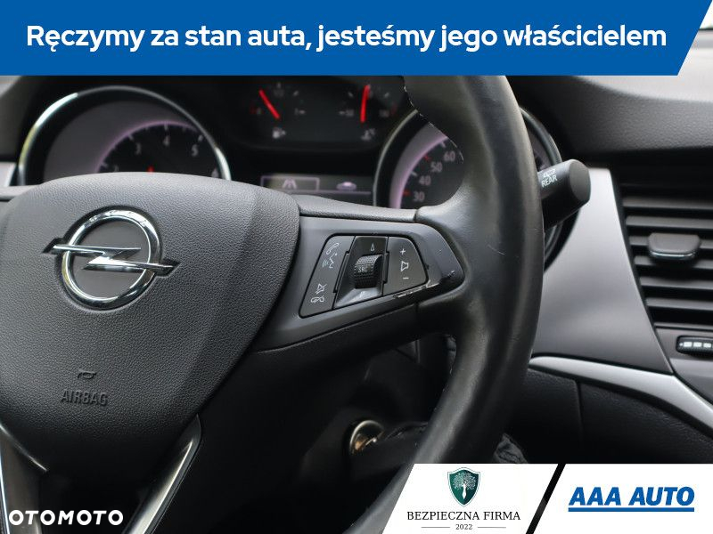 Opel Astra - 16