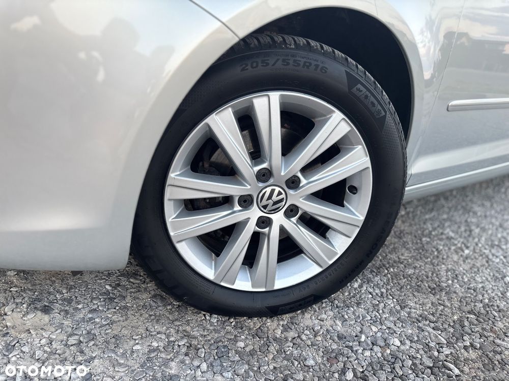 Volkswagen Golf Plus - 17