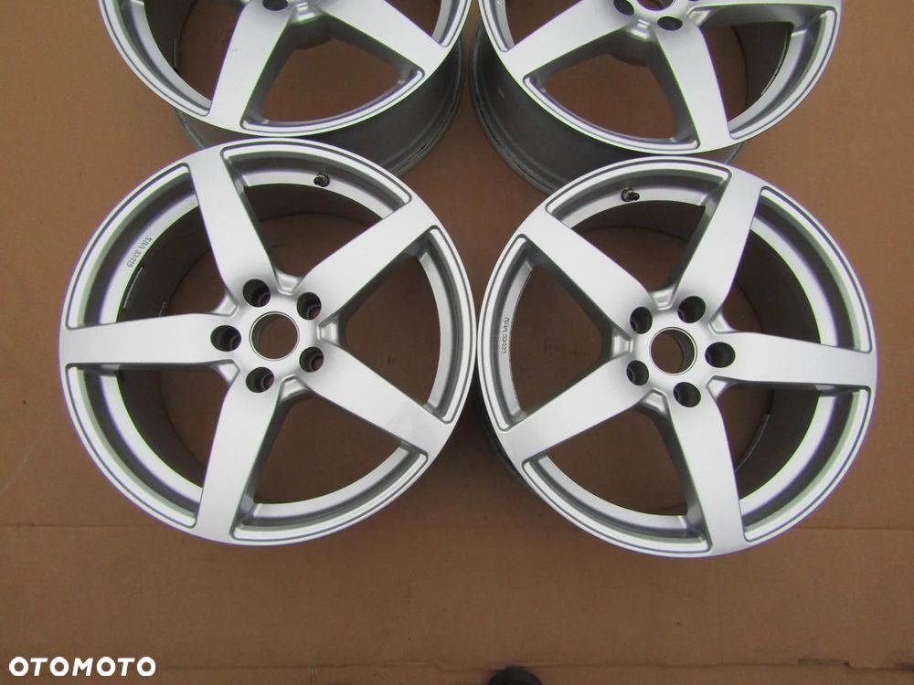 4x Felgi 18 Audi A4 A5 A6 S6 A7 S7 C8 A8 Q3 Q5 Q7 VW Tiguan Mercedes EQ EQC Skoda Karoq Kodiaq Yeti Superb Seat Ateca BMW 8 j 5x112 ET26 - 5
