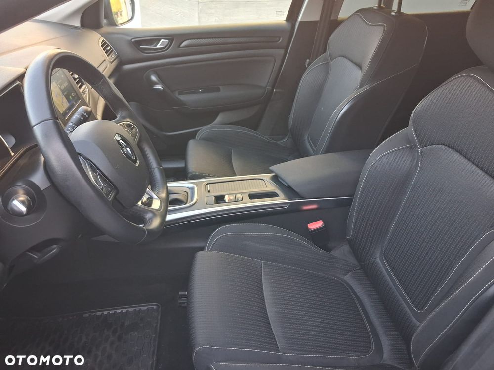 Renault Megane - 12