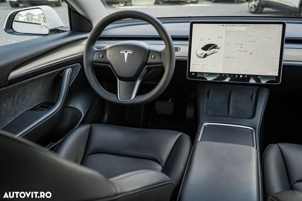 Tesla Model 3 Standard Reichweite Plus Hinterradantrieb - 16
