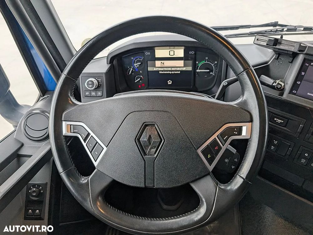 Renault T 440 - 25
