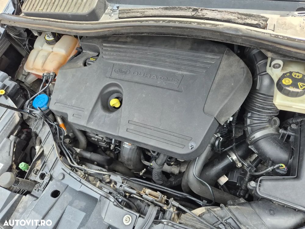 Ford Grand C-Max - 14