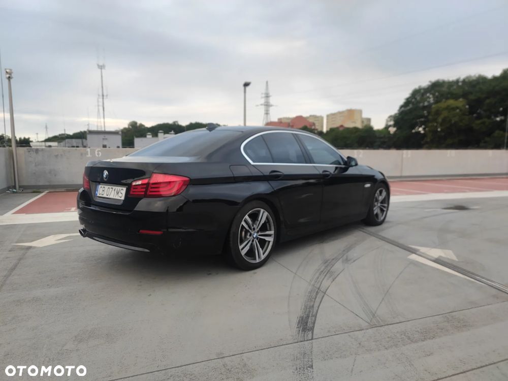 BMW Seria 5 - 25