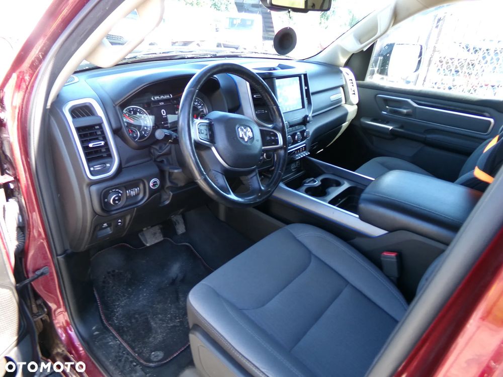 RAM 1500 5.7 Crew Cab Bighorn - 3