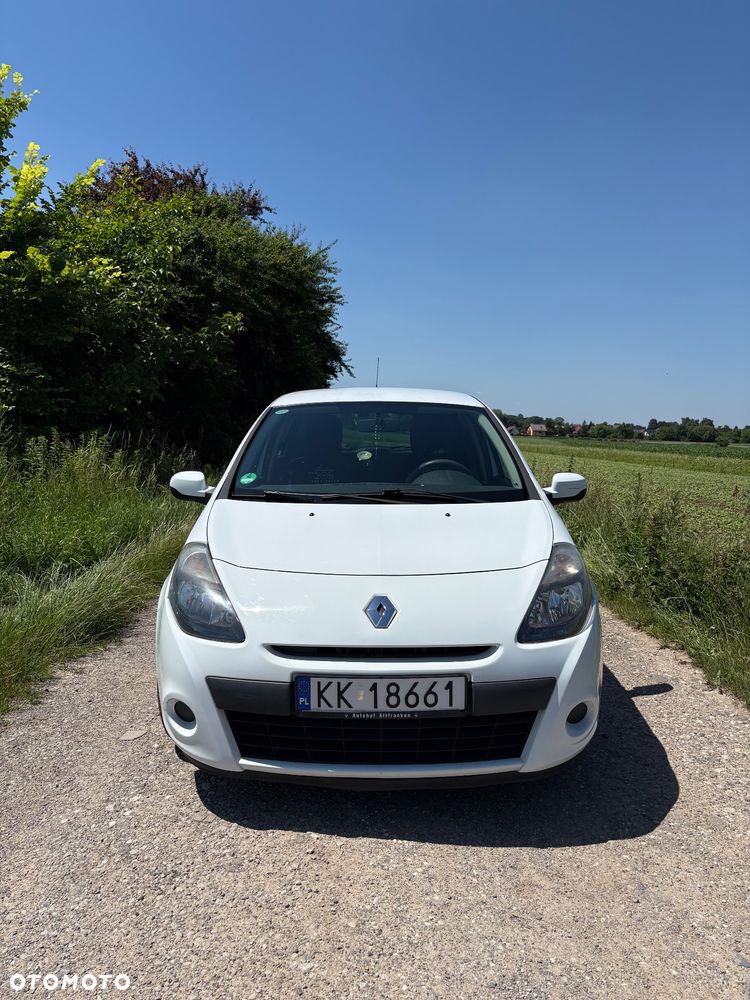 Renault Clio 1.2 16V Campus Authentique - 2