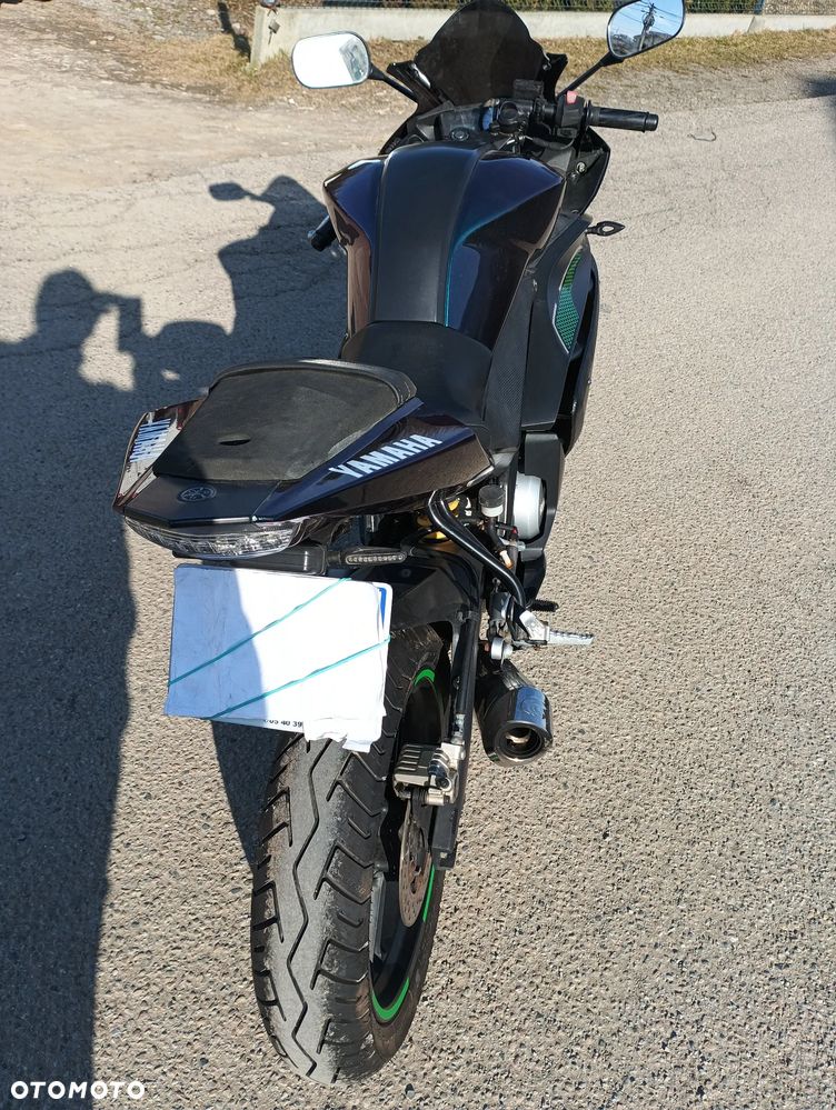 Yamaha YZF - 4