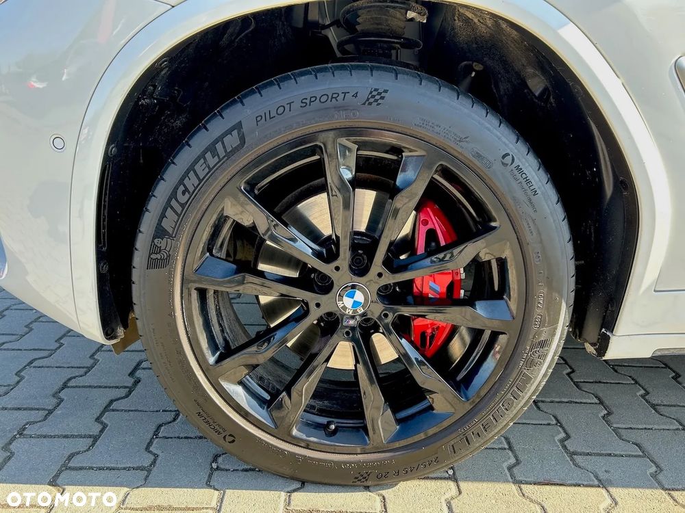 BMW X4 - 11
