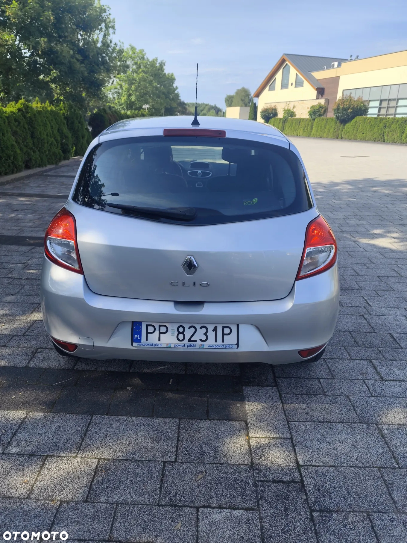 Renault Clio - 10