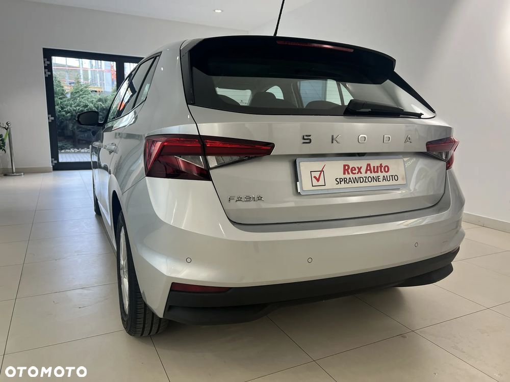 Skoda Fabia 1.0 TSI Selection DSG - 8