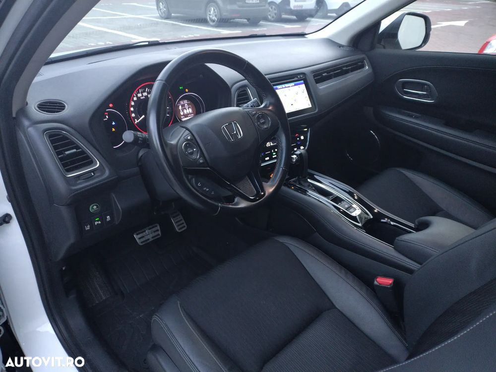 Honda HR-V 1.5 i-VTEC CVT Executive - 11