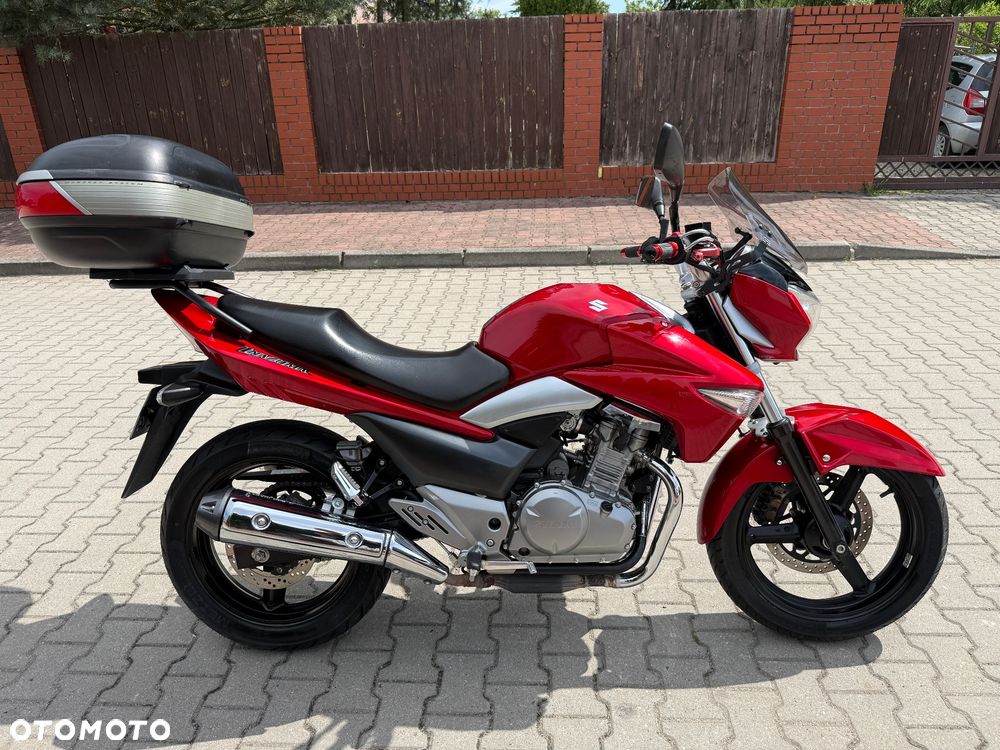 Suzuki GW 250 - 8