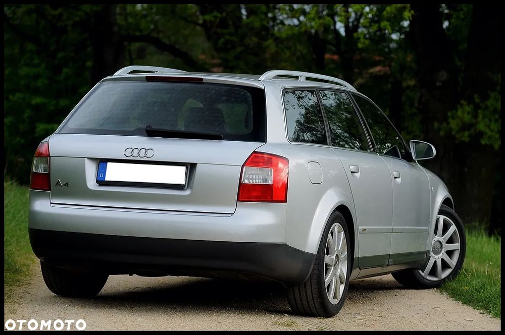 Audi A4 Avant - 4