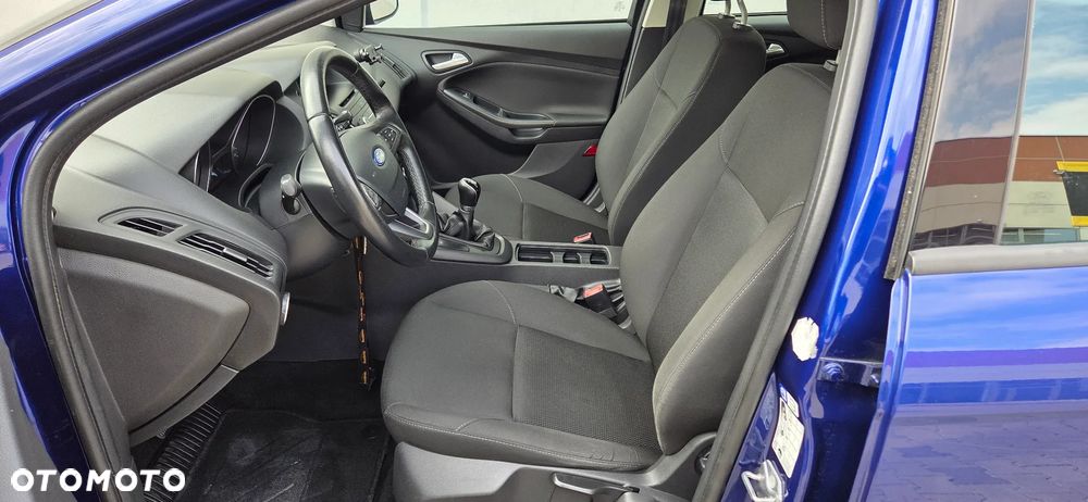 Ford Focus 1.0 EcoBoost 99g Trend - 31