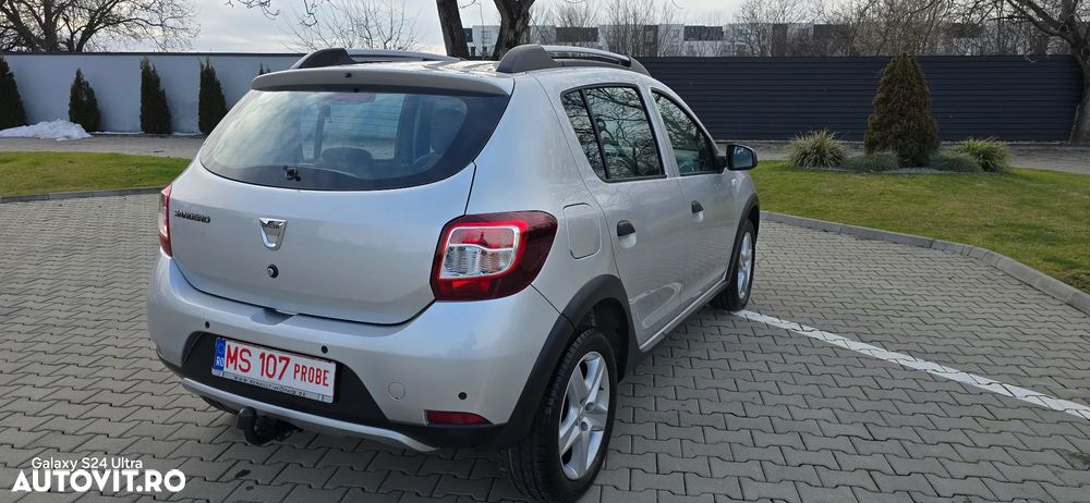 Dacia Sandero Stepway TCe 90 (S&S) Essential - 4