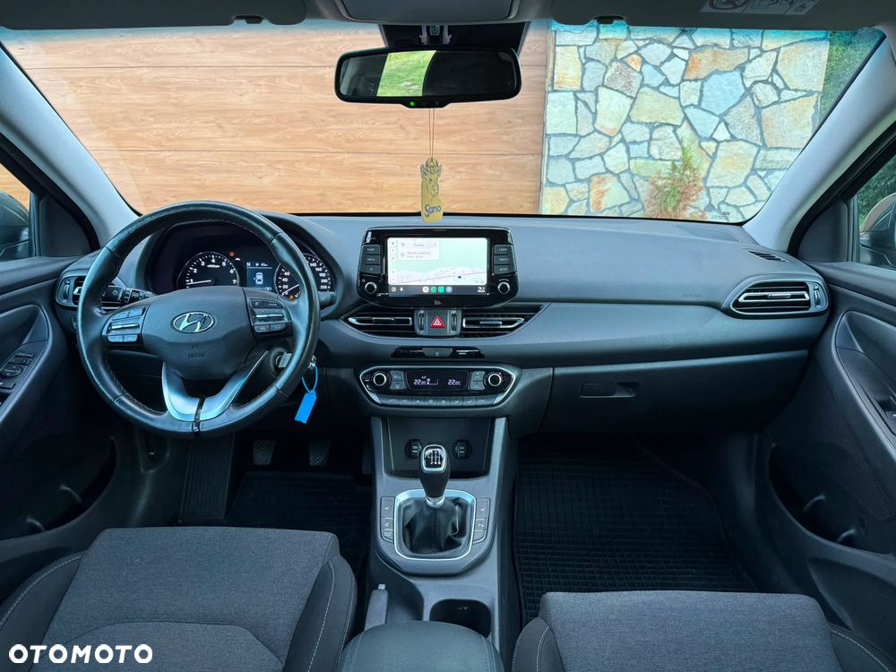 Hyundai i30 1.5 T-GDI 48V-Hybrid Intro - 17