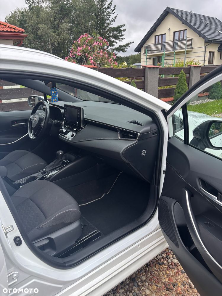 Toyota Corolla - 9