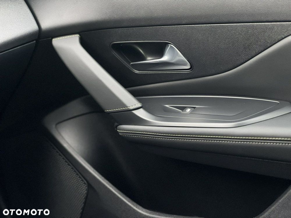 Peugeot 308 1.2 PureTech Allure S&S EAT8 - 37