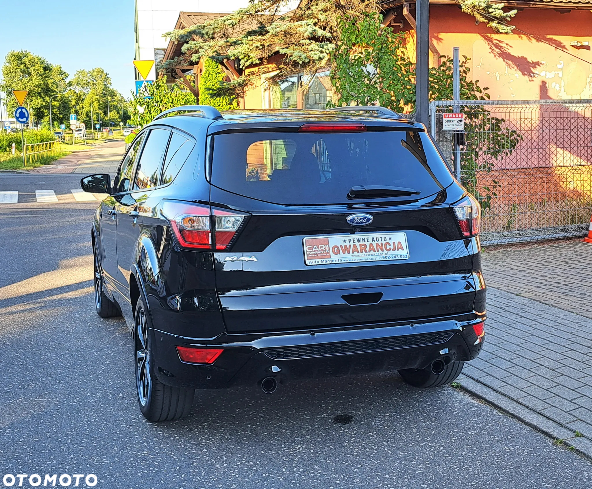Ford Kuga 1.5 EcoBoost 2x4 ST-Line - 4