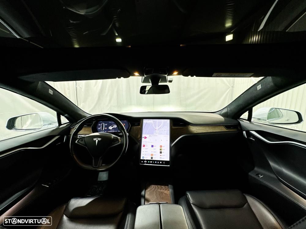 Tesla Model S Long Range AWD - 11