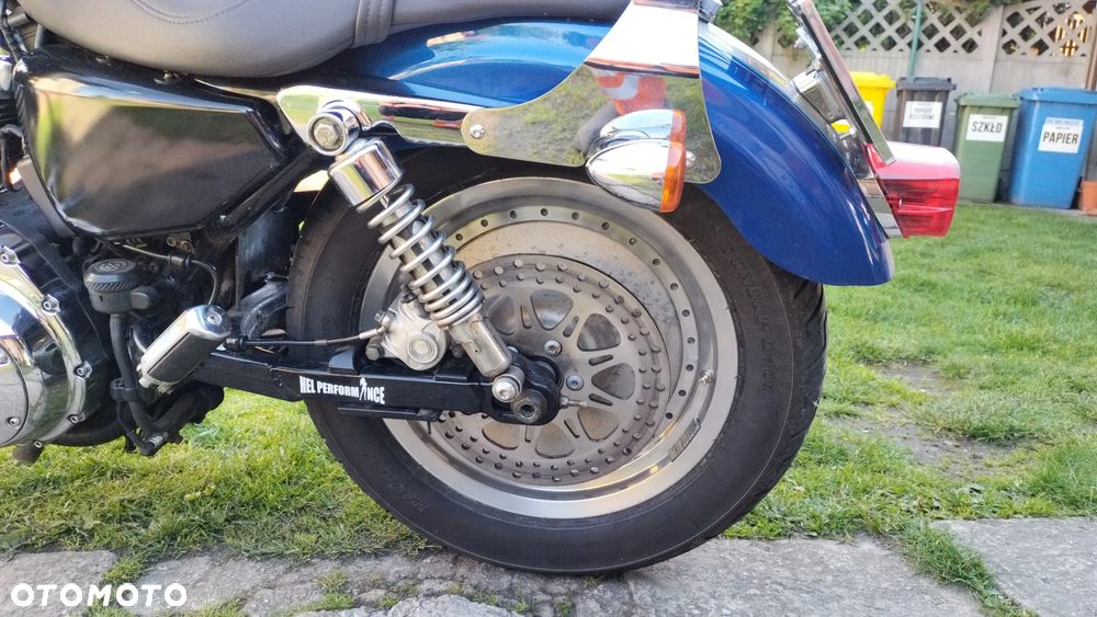 Harley-Davidson Sportster Custom 1200C - 4