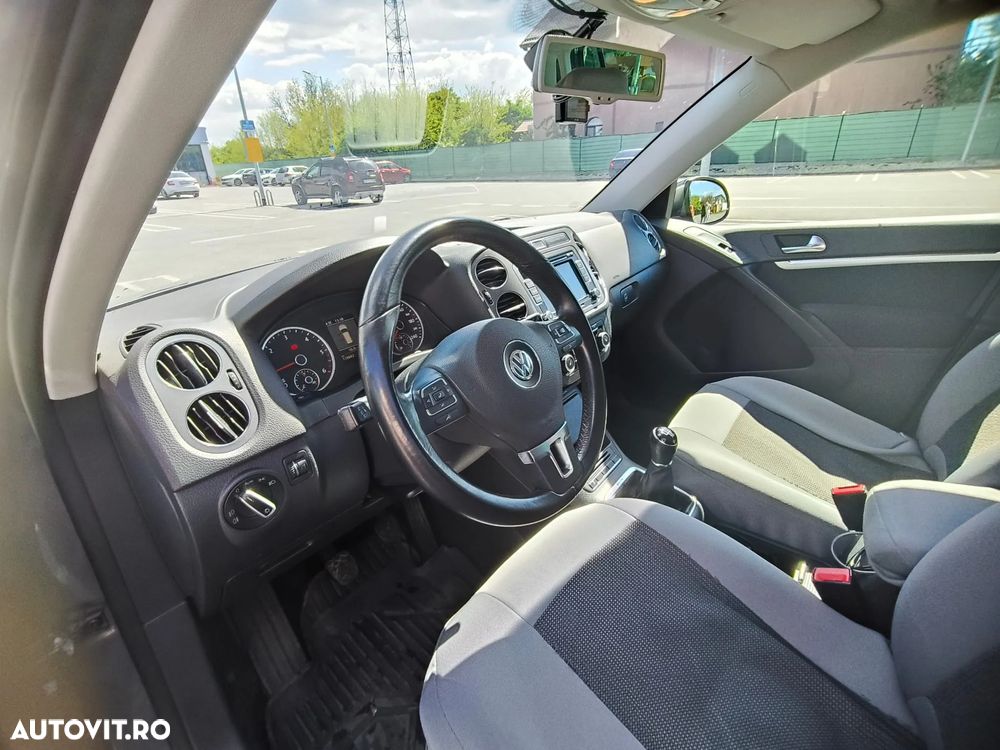 Volkswagen Tiguan - 23