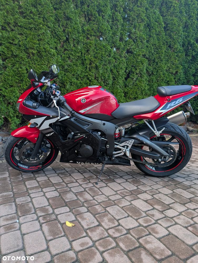 Yamaha R6 - 2