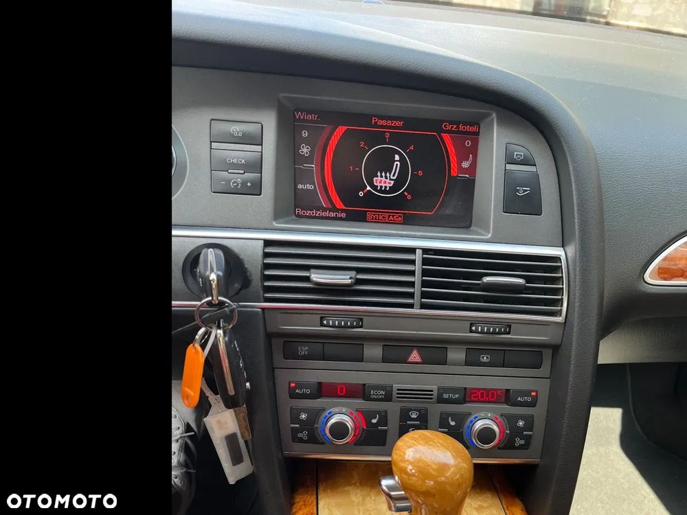 Audi A6 - 12
