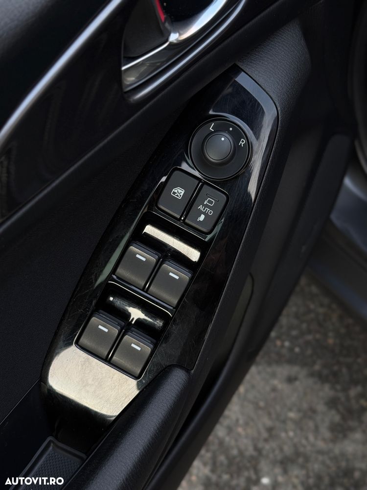 Mazda 3 G120 Revolution - 28