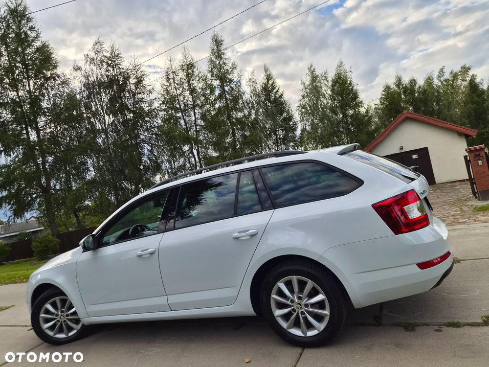 Skoda Octavia 1.4 TSI DSG Ambition - 5