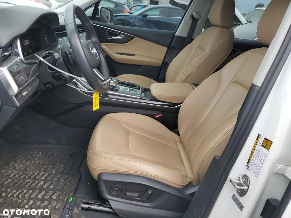 Audi Q7 - 7