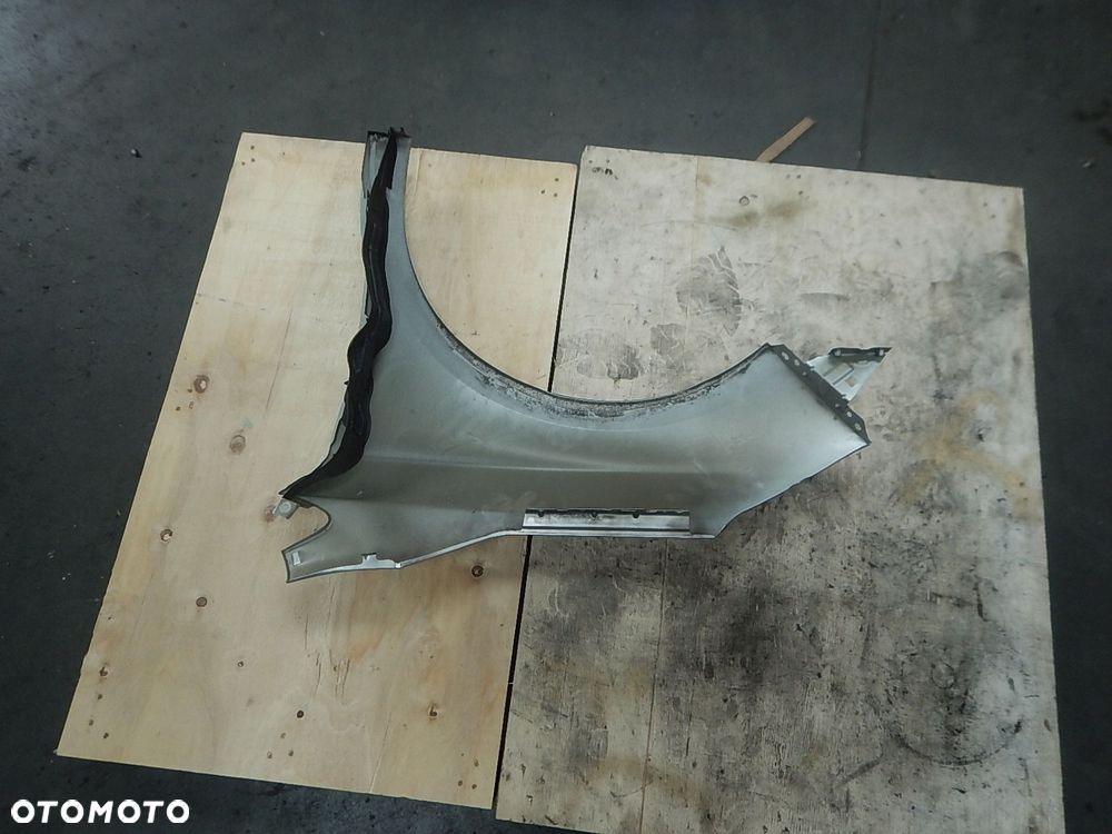 blotnik przod prawy citroen c4 ii b7 - 10
