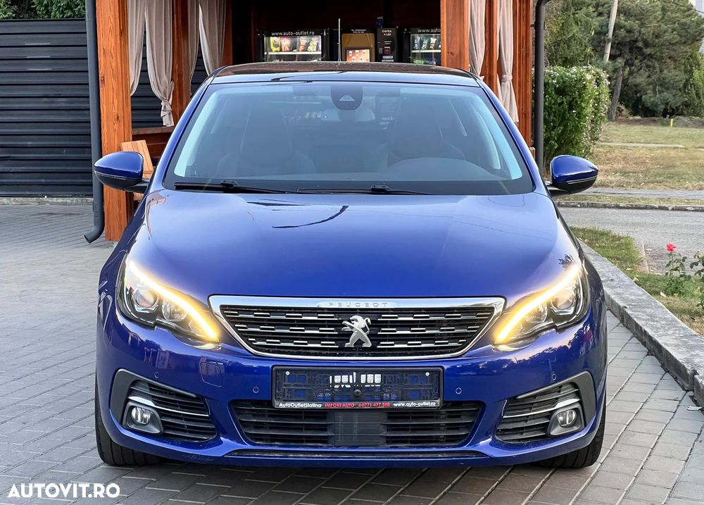 Peugeot 308 1.2 L PureTech Turbo S&S Allure - 16