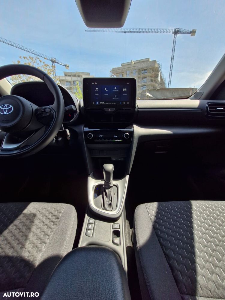 Toyota Yaris Cross - 20