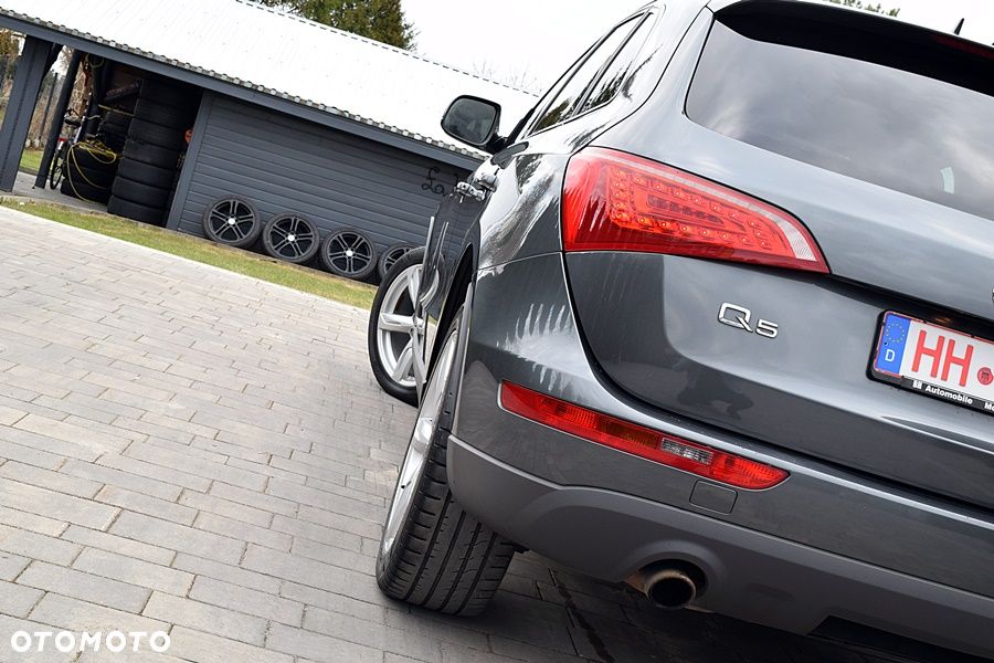 Audi Q5 3.2 FSI Quattro S tronic - 22