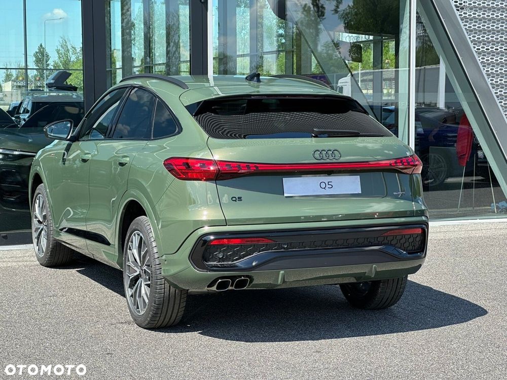 Audi Q5 Sportback - 9