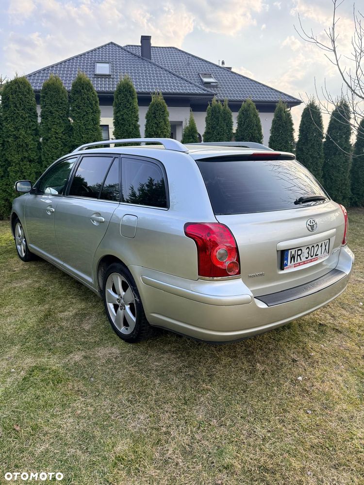Toyota Avensis 1.8 VVT-i - 3