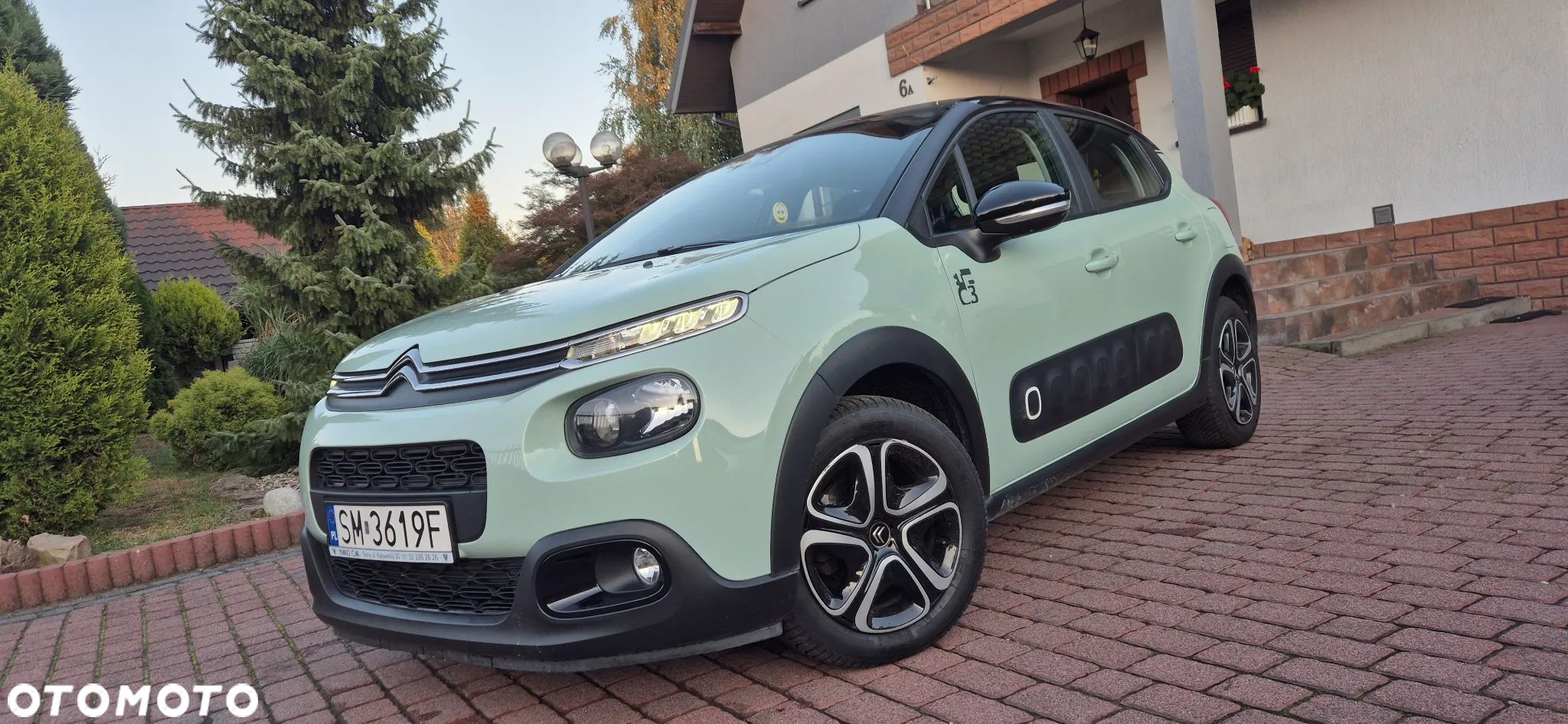 Citroën C3 1.2 PureTech Live - 1
